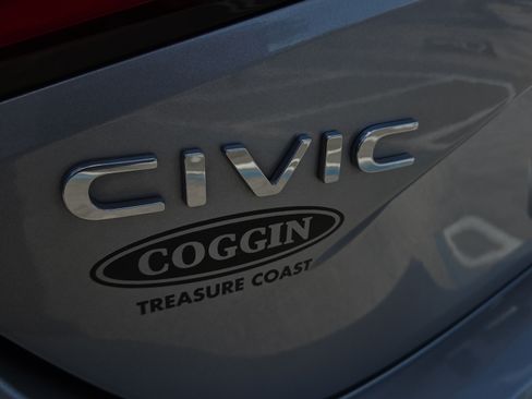 Certified 2024 Honda Civic EX-L image 35