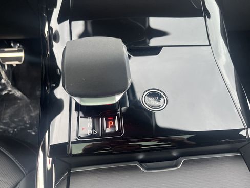 New 2025 Land Rover Range Rover Sport Autobiography image 16