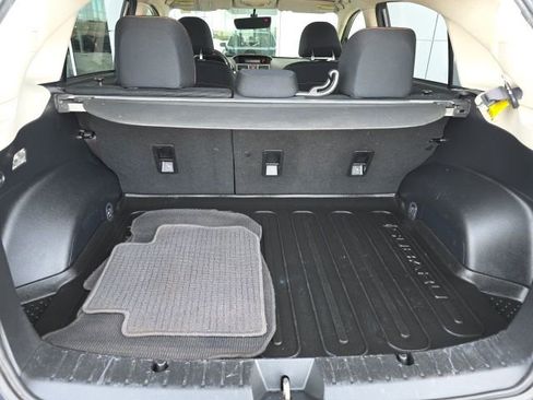 Used 2017 Subaru Crosstrek 2.0i Premium image 14