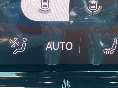 New 2025 Volkswagen GTI SE image 10