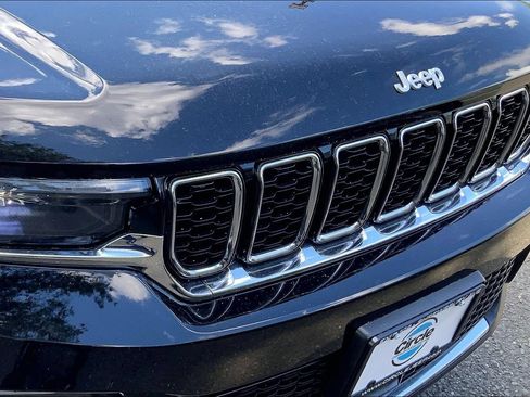Certified 2024 Jeep Grand Cherokee Limited AWD/4WD image 25