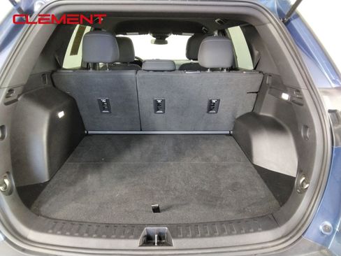 Used 2025 Chevrolet Equinox LT image 10