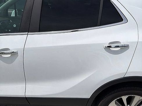 Used 2019 Buick Encore Preferred AWD/4WD image 6