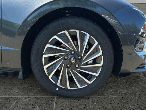 New 2025 Hyundai Sonata SEL FWD image 10