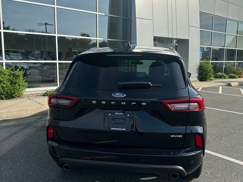 Used 2023 Ford Escape ST-Line w/ Tech Pack #1 AWD/4WD image 4