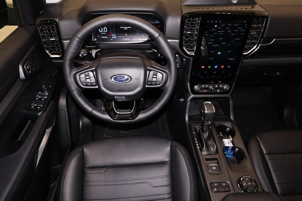 New 2026 Ford Ranger Lariat w/ Black Appearance Package AWD/4WD image 19