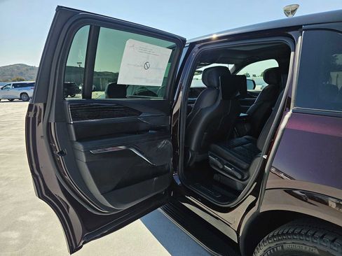 New 2026 Cadillac Escalade IQ Sport 1 w/ LPO, ONYX Package image 18