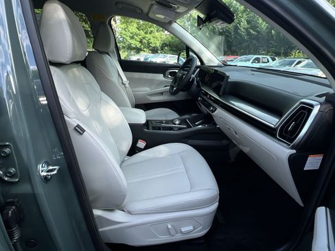 New 2026 Kia Sorento EX AWD/4WD image 34