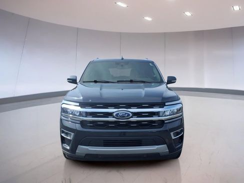 Used 2024 Ford Expedition Limited image 8
