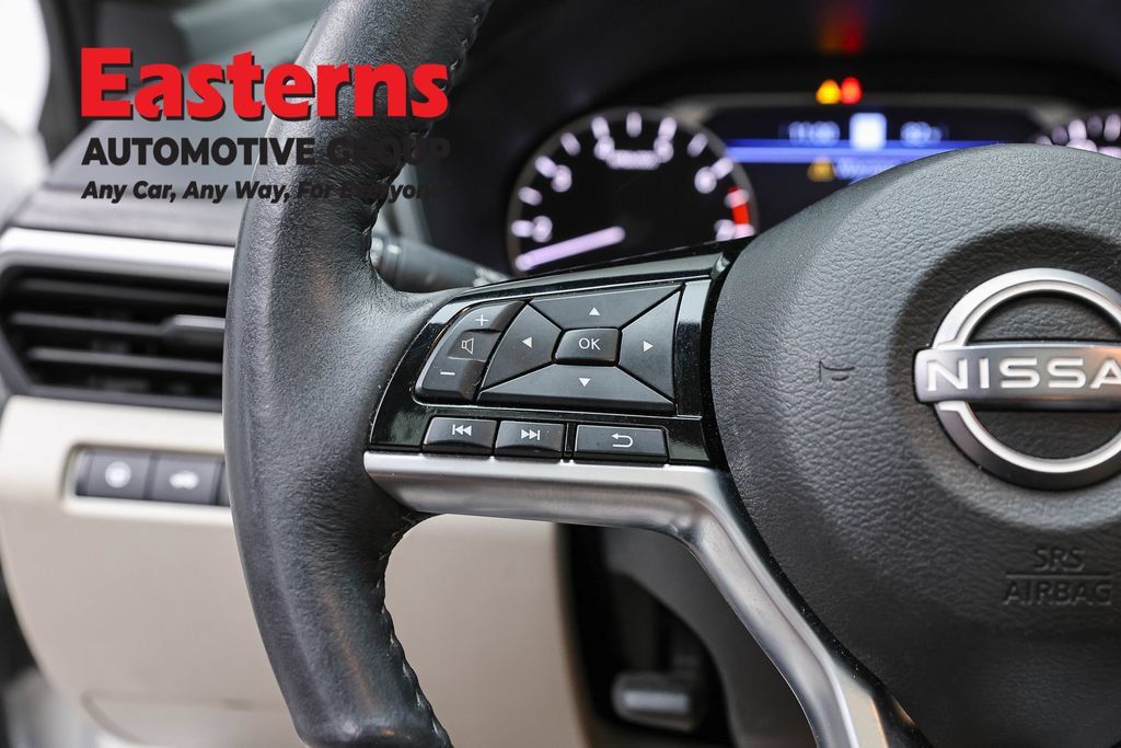Used 2023 Nissan Altima 2.5 SL AWD/4WD image 17