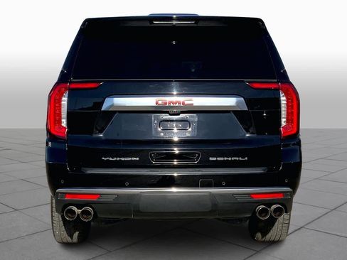 Used 2022 GMC Yukon XL Denali w/ Denali Premium Package image 4