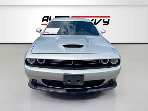 Used 2022 Dodge Challenger GT RWD image 2