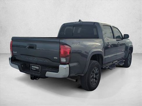 Certified 2023 Toyota Tacoma SR5 AWD/4WD image 5