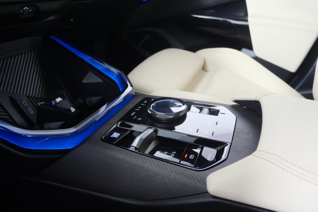 Certified 2025 BMW X3 M50 w/ Premium Package AWD/4WD image 23