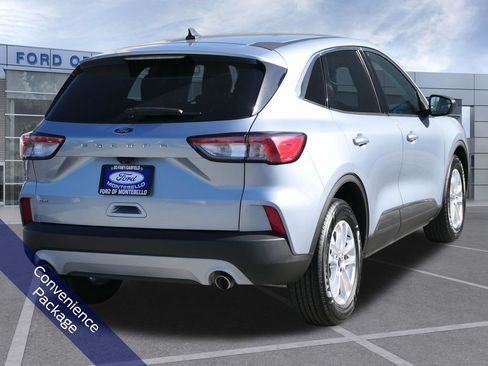 Used 2022 Ford Escape SE w/ Convenience Package FWD image 4
