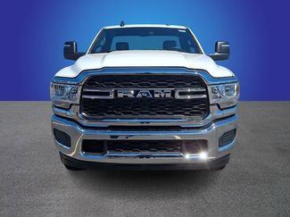 Used 2024 RAM 2500 Tradesman w/ Chrome Appearance Group AWD/4WD video 2