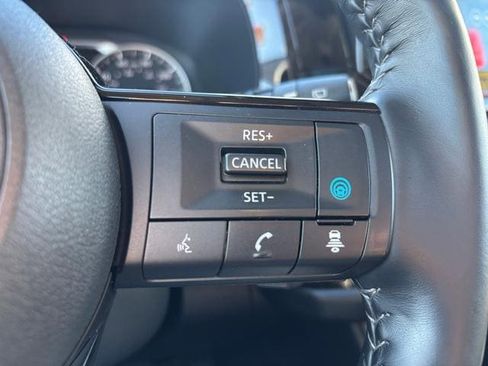 Used 2023 Nissan Pathfinder Platinum image 22