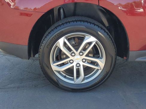 Used 2017 Chevrolet Equinox Premier w/ Enhanced Convenience Package FWD image 34