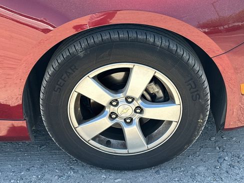 Used 2016 Chevrolet Cruze LT FWD image 4