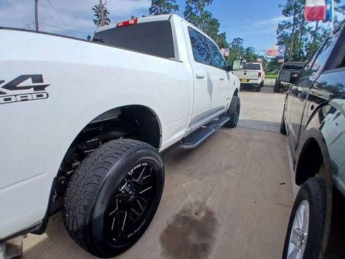 Used 2021 RAM 2500 Big Horn image 27