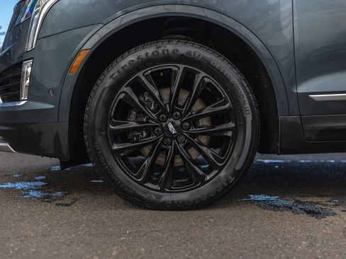 Used 2021 Cadillac XT5 Premium Luxury image 13