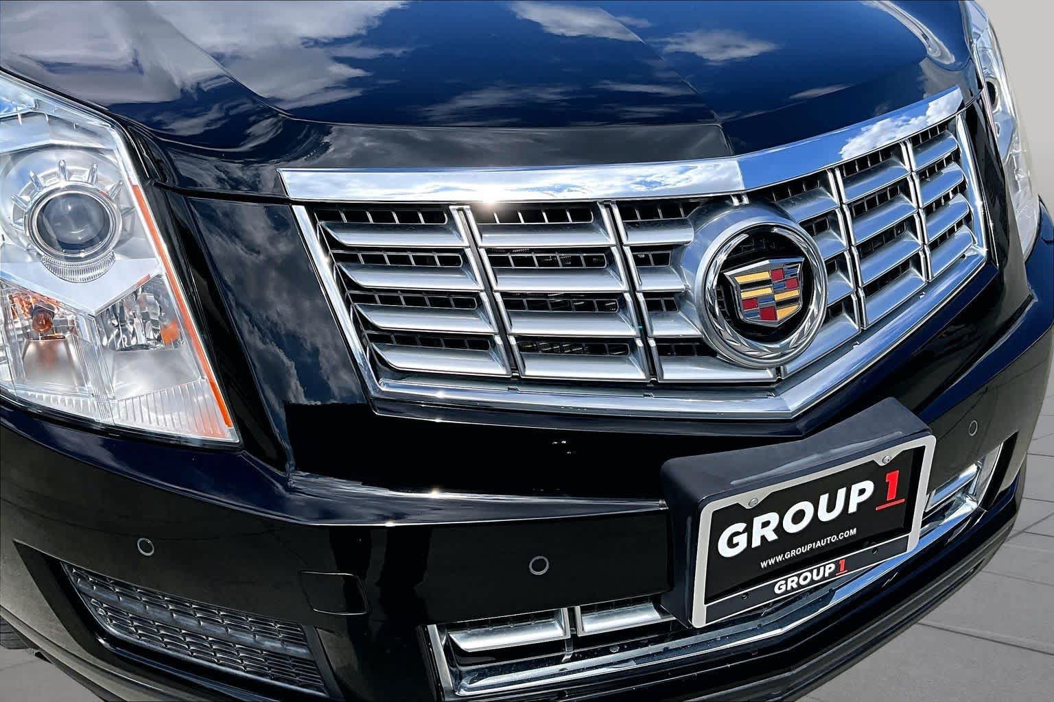 Used 2015 Cadillac SRX Luxury FWD image 28