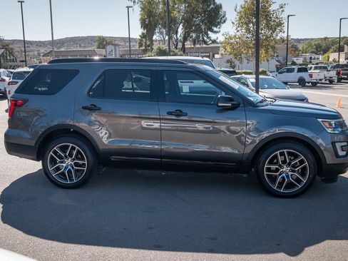 Used 2017 Ford Explorer Sport w/ Equipment Group 401A image 4