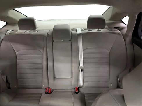 Used 2020 Ford Fusion SE image 33