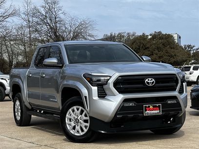 Used 2025 Toyota Tacoma SR5