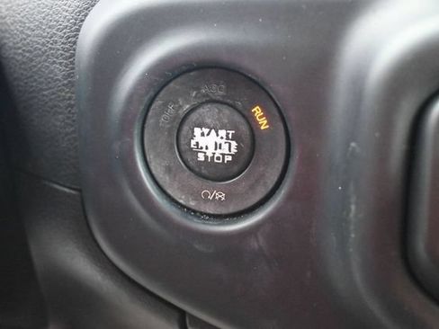 Certified 2018 Jeep Wrangler Unlimited Sport S AWD/4WD image 22