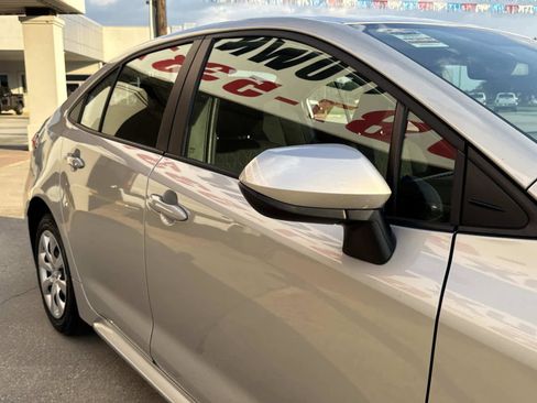 Used 2024 Toyota Corolla LE image 15