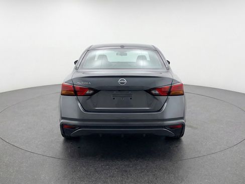 Used 2025 Nissan Altima 2.5 SV image 7