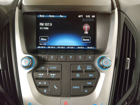 Used 2017 Chevrolet Equinox LS image 25