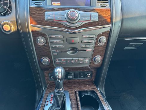 Used 2017 Nissan Armada Platinum image 14