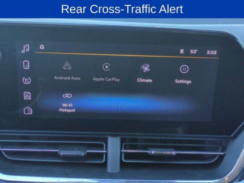 Certified 2024 Chevrolet Trax LT w/ Driver Confidence Package image 17