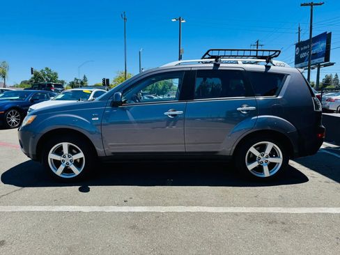 Used 2008 Mitsubishi Outlander XLS AWD/4WD image 8