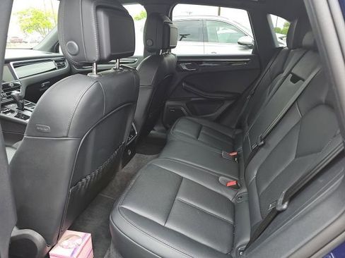 Used 2024 Porsche Macan S image 7