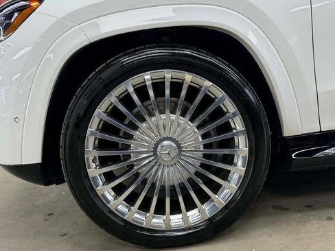 Used 2026 Mercedes-Benz Maybach GLS 600 4MATIC image 29