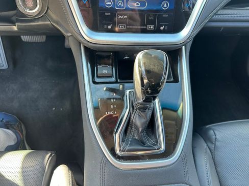Used 2022 Subaru Outback Limited image 29