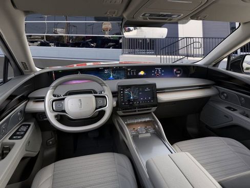 New 2025 Lincoln Nautilus Reserve w/ Jet Appearance Package image 9