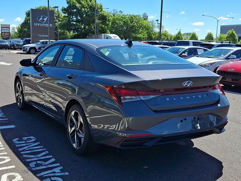 Certified 2023 Hyundai Elantra SEL w/ Convenience Package FWD image 4
