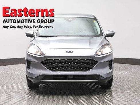 Used 2021 Ford Escape SE w/ Convenience Package AWD/4WD image 2