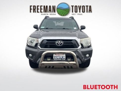 Used 2014 Toyota Tacoma 4x4 Double Cab w/ TRD Off-Road Package image 2