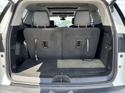 Used 2017 GMC Acadia SLT FWD image 27