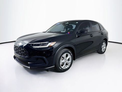 Certified 2025 Honda HR-V LX image 4