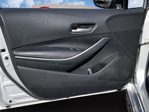 Used 2020 Toyota Corolla SE image 21