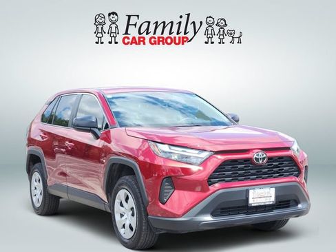 Used 2025 Toyota RAV4 LE FWD image 2