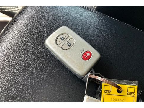 Used 2015 Toyota 4Runner Limited AWD/4WD image 14