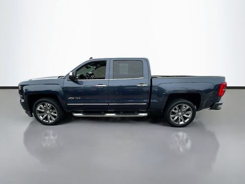 Used 2018 Chevrolet Silverado 1500 LTZ Z71 w/ Centennial Edition AWD/4WD image 9