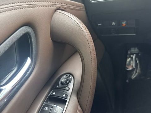 Used 2024 Nissan Armada Platinum w/ Captain's Chairs Package RWD image 25